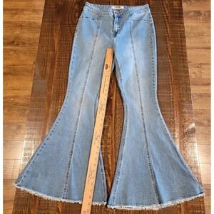 Rock & Roll Denim Bargain Button Bell Jeans Women's Size 29 X 30 Style WPB1658